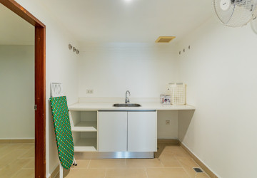 4 Bedroom Duplex Serviced Apartment For Rent - Chroy Changvar, Phnom Penh thumbnail