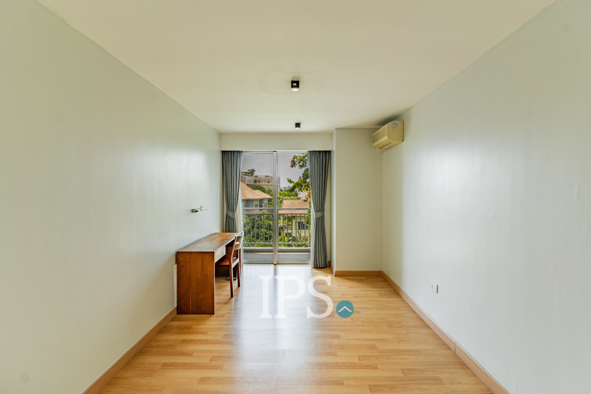 4 Bedroom Duplex Serviced Apartment For Rent - Chroy Changvar, Phnom Penh