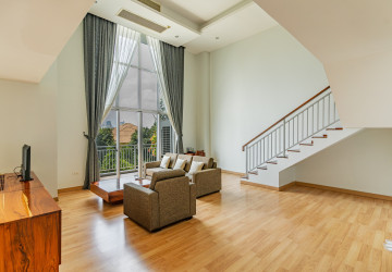 4 Bedroom Duplex Serviced Apartment For Rent - Chroy Changvar, Phnom Penh thumbnail