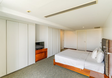 4 Bedroom Duplex Serviced Apartment For Rent - Chroy Changvar, Phnom Penh thumbnail