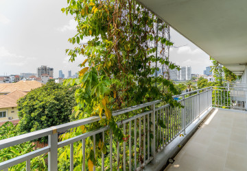 4 Bedroom Duplex Serviced Apartment For Rent - Chroy Changvar, Phnom Penh thumbnail