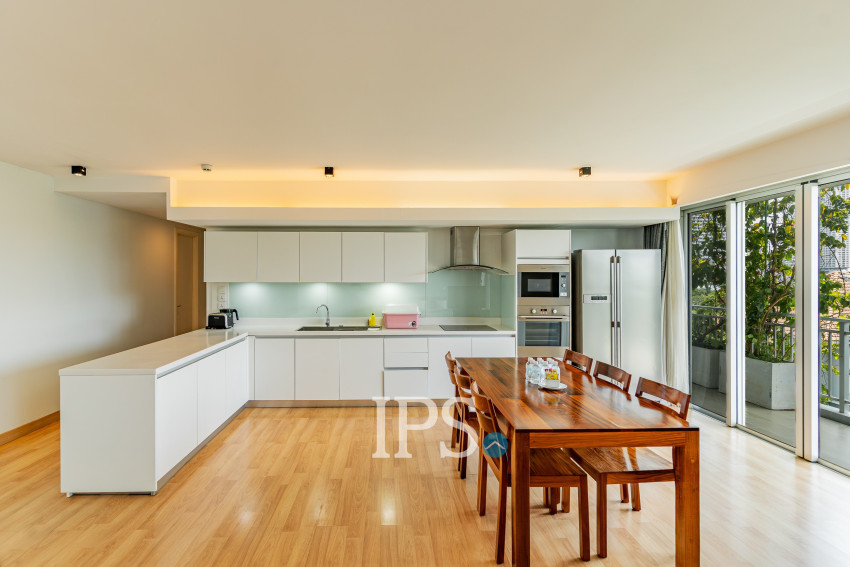 4 Bedroom Duplex Serviced Apartment For Rent - Chroy Changvar, Phnom Penh