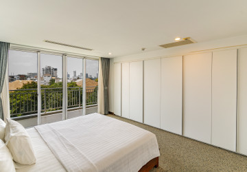 4 Bedroom Duplex Serviced Apartment For Rent - Chroy Changvar, Phnom Penh thumbnail