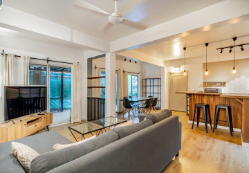Renovated 2 Bedroom Apartment For Rent - Tonle Bassac, Phnom Penh thumbnail