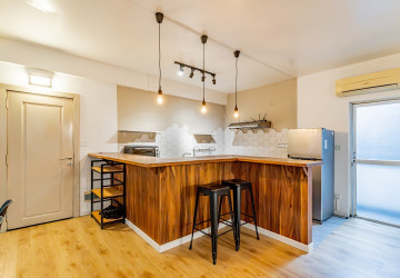 Renovated 2 Bedroom Apartment For Rent - Tonle Bassac, Phnom Penh thumbnail