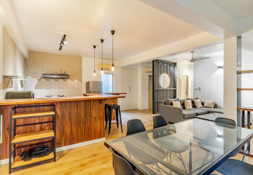 Renovated 2 Bedroom Apartment For Rent - Tonle Bassac, Phnom Penh thumbnail