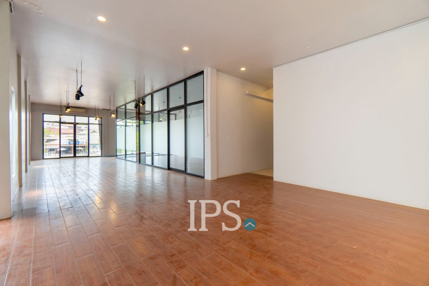 4 Bedroom Shophouse For Rent - Svay Dangkum, Siem Reap
