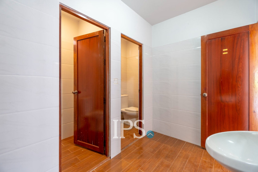 4 Bedroom Shophouse For Rent - Svay Dangkum, Siem Reap