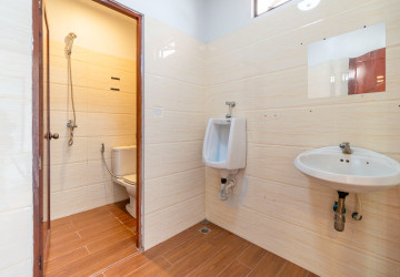 4 Bedroom Shophouse For Rent - Svay Dangkum, Siem Reap thumbnail