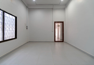 4 Bedroom Shophouse For Rent - Svay Dangkum, Siem Reap thumbnail