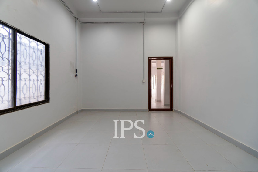 4 Bedroom Shophouse For Rent - Svay Dangkum, Siem Reap