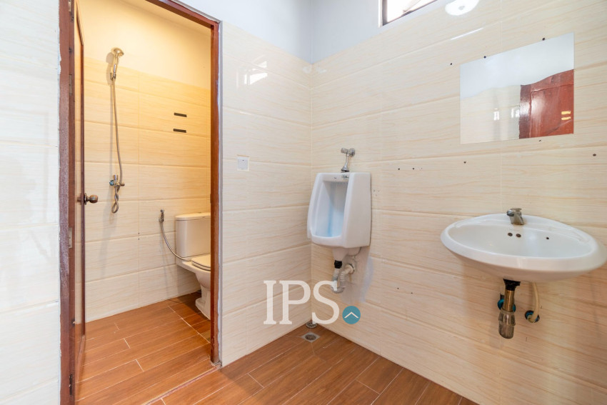 4 Bedroom Shophouse For Rent - Svay Dangkum, Siem Reap