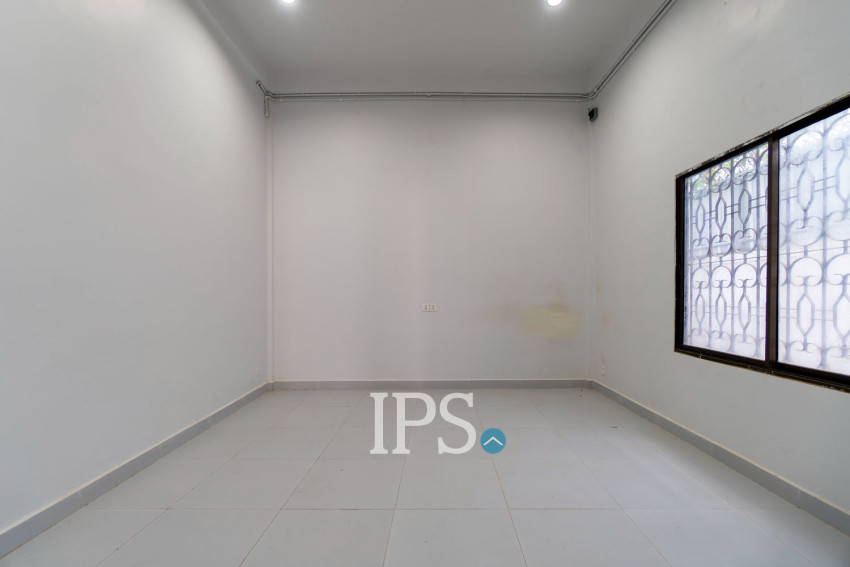 4 Bedroom Shophouse For Rent - Svay Dangkum, Siem Reap