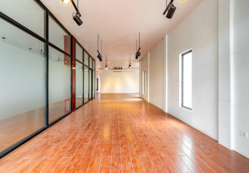 4 Bedroom Shophouse For Rent - Svay Dangkum, Siem Reap thumbnail