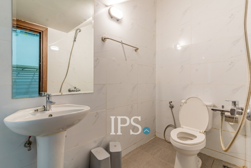 5 Bedroom Villa For Rent - Sras Chork, Phnom Penh