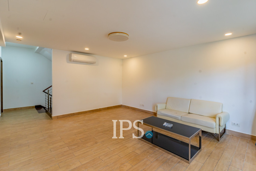 5 Bedroom Villa For Rent - Sras Chork, Phnom Penh