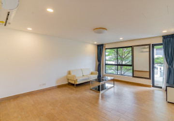 5 Bedroom Villa For Rent - Sras Chork, Phnom Penh thumbnail