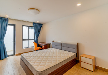 5 Bedroom Villa For Rent - Sras Chork, Phnom Penh thumbnail