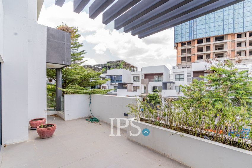 5 Bedroom Villa For Rent - Sras Chork, Phnom Penh