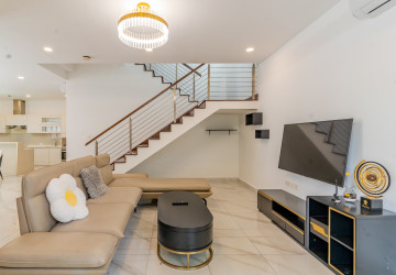 5 Bedroom Villa For Rent - Sras Chork, Phnom Penh thumbnail