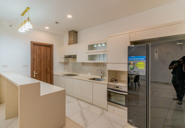 5 Bedroom Villa For Rent - Sras Chork, Phnom Penh thumbnail