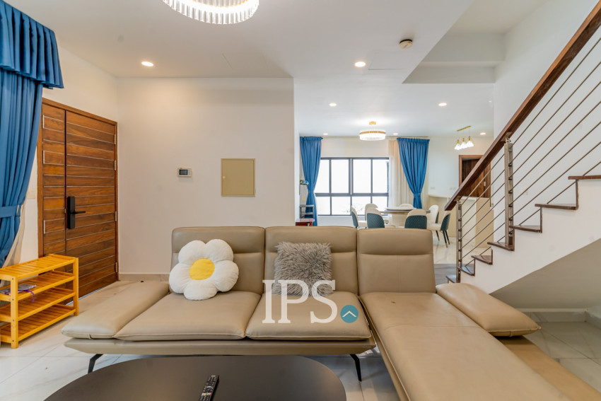 5 Bedroom Villa For Rent - Sras Chork, Phnom Penh