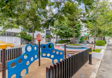 5 Bedroom Villa For Rent - Sras Chork, Phnom Penh thumbnail