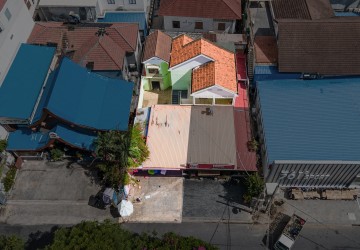 217 Sqm L-Shaped Commercial Space For Rent - BKK1, Phnom Penh thumbnail