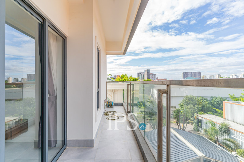 2 Bedroom Serviced Apartment For Rent - Boeung Kak 2, Phnom Penh