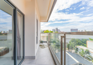 2 Bedroom Serviced Apartment For Rent - Boeung Kak 2, Phnom Penh thumbnail