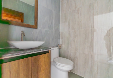 1 Bedroom Serviced Apartment For Rent - Boeung Kak 2, Phnom Penh thumbnail