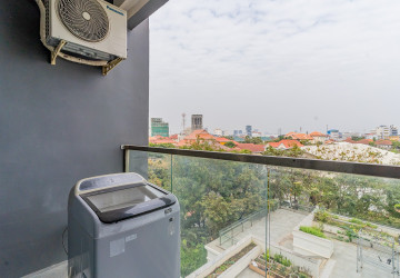 1 Bedroom Serviced Apartment For Rent - Boeung Kak 2, Phnom Penh thumbnail