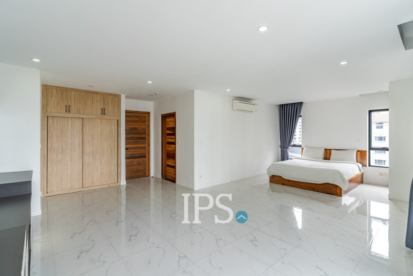 3 Bedroom Serviced Apartment For Rent - Boeung Kak 2, Phnom Penh