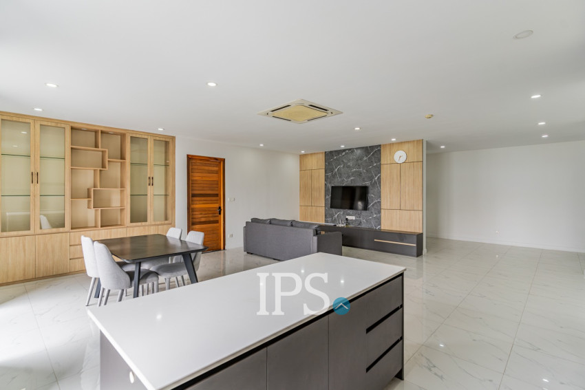 3 Bedroom Serviced Apartment For Rent - Boeung Kak 2, Phnom Penh