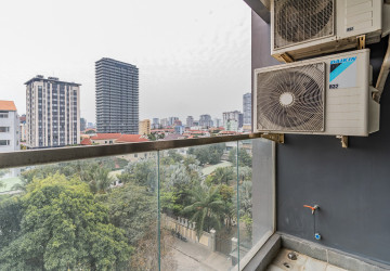 3 Bedroom Serviced Apartment For Rent - Boeung Kak 2, Phnom Penh thumbnail