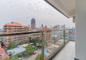 4 Bedroom Serviced Penthouse For Rent - Toul Kork, Phnom Penh thumbnail