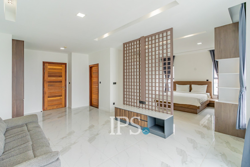 4 Bedroom Serviced Penthouse For Rent - Toul Kork, Phnom Penh