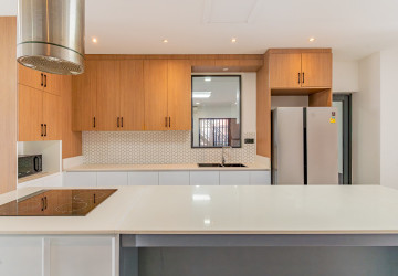 4 Bedroom Serviced Penthouse For Rent - Toul Kork, Phnom Penh thumbnail