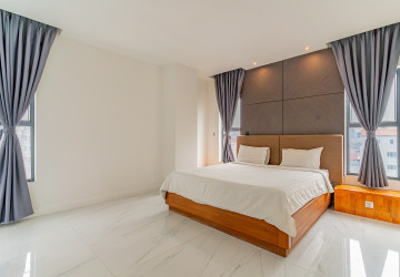 4 Bedroom Serviced Penthouse For Rent - Toul Kork, Phnom Penh thumbnail