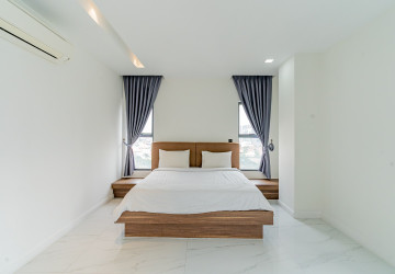 4 Bedroom Serviced Penthouse For Rent - Toul Kork, Phnom Penh thumbnail