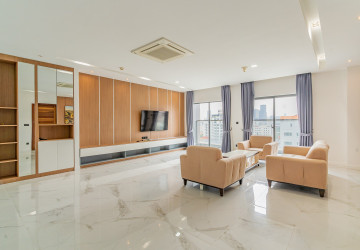 4 Bedroom Serviced Penthouse For Rent - Toul Kork, Phnom Penh thumbnail