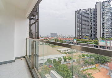 4 Bedroom Serviced Penthouse For Rent - Toul Kork, Phnom Penh thumbnail