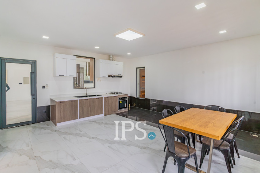4 Bedroom Serviced Penthouse For Rent - Toul Kork, Phnom Penh