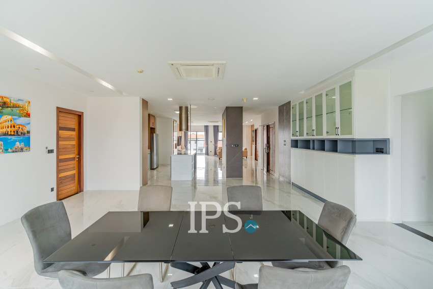 4 Bedroom Serviced Penthouse For Rent - Toul Kork, Phnom Penh