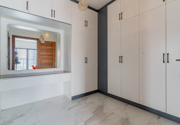 4 Bedroom Serviced Penthouse For Rent - Toul Kork, Phnom Penh thumbnail