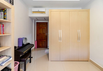 3 Bedroom House For Sale - Svay Dangkum, Siem Reap thumbnail