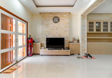 3 Bedroom House For Sale - Svay Dangkum, Siem Reap thumbnail