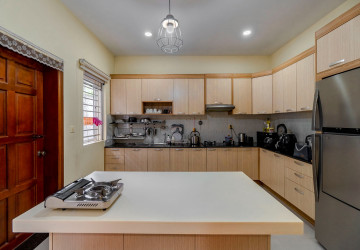 3 Bedroom House For Sale - Svay Dangkum, Siem Reap thumbnail