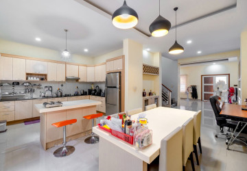 3 Bedroom House For Sale - Svay Dangkum, Siem Reap thumbnail