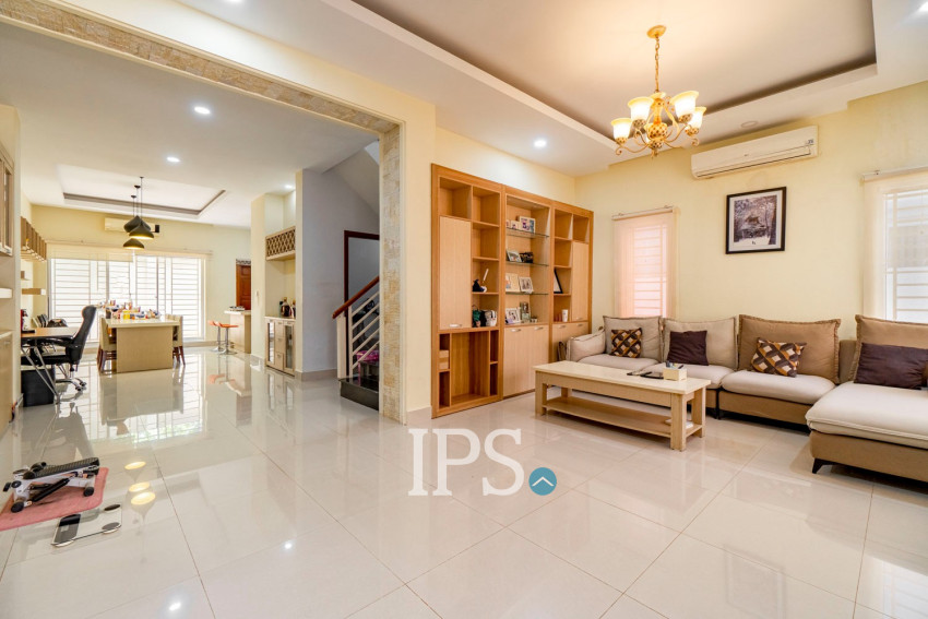 3 Bedroom House For Sale - Svay Dangkum, Siem Reap